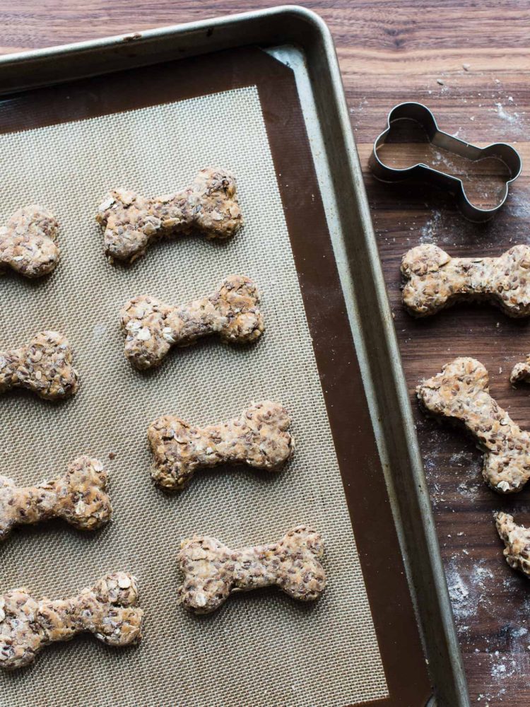 Homemade Dog Biscuits from Kitchen Confidante